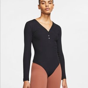 Nike Yoga Luxe Long Sleeve Bodysuit